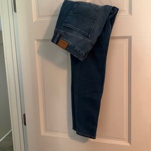 American Eagle The Dream Jean Curvy Hi-Rise Jeggings